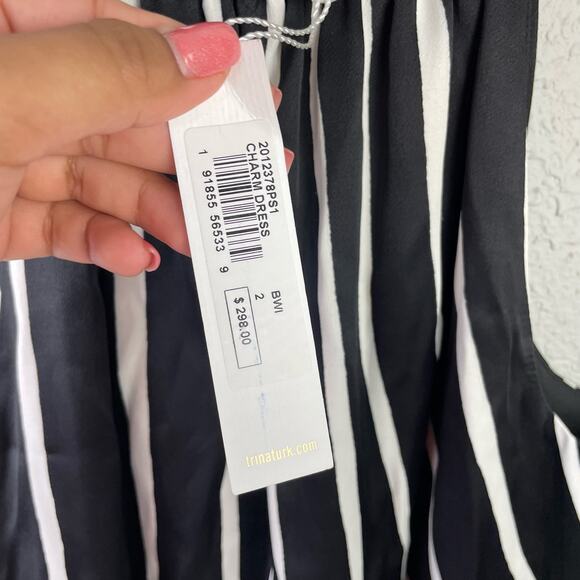 Trina Turk Charm Stripe Shift Dress Size 2 NWT $298 - Picture 4 of 6